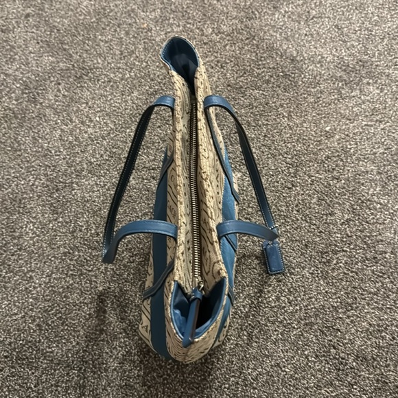 Coach Purse - Picture 3 of 8